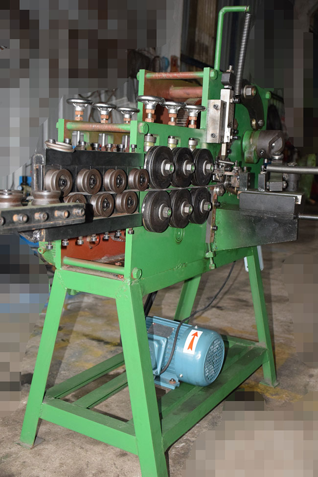 ƽ�ڴ�Ȧ�C(j��)-���B�əC(j��)е